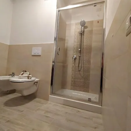 לינה וארוחת בוקר Mare Chiaro-guest House 3*